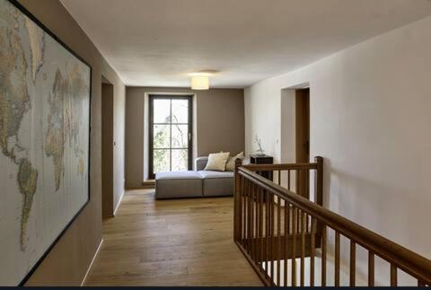 Moderne Ferienwohnung in denkmalgeschütztem Bauernhof