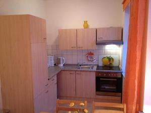 Moderne-Ferienwohnung-in-ruhiger-zentraler-Lage-am-Park