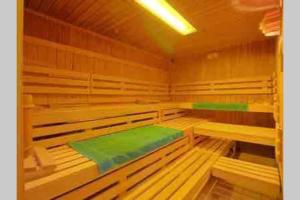 moderne Ferienwohnung mit WLAN+Schwimmbad+Sauna