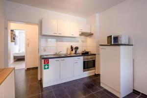 Moderne frisch sanierte Einzimmerwohnung in zentraler Lage