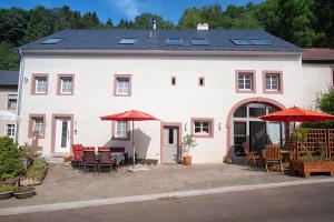 Moderne Wohnung mit Studio in Bauernhausscheune am See