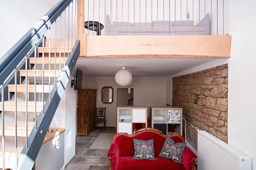Appartement Moderne Wohnung mit Studio in Bauernhausscheune am See Talstraße 40 Erdgeschoss und 1. Etage 54636 Biersdorf am See