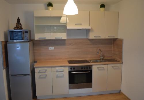 Modernes 1-Zimmer Apartment W-Lan, Stellplatz
