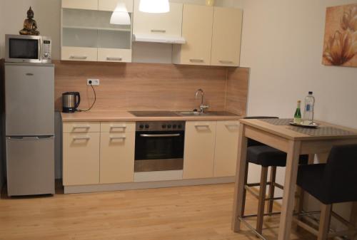 Modernes 1-Zimmer Apartment W-Lan, Stellplatz
