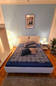 Modernes Einzelzimmer -Room Audrey Hepburn- nahe Frankfurt mit Miniküche