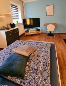 Modernes Einzelzimmer -Room Audrey Hepburn- nahe Frankfurt mit Miniküche