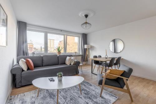 Modernes und Zentralgelegenes Apartment mit Küche, Netflix, und Balkon
