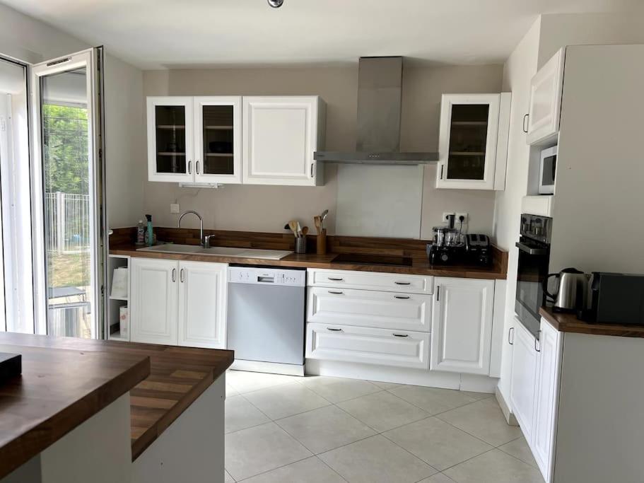 Moissac Centre Studio 30m2 Calme Cour Intérieure vélo Netflix