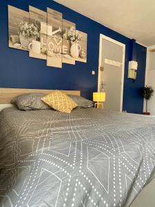 Moissac Centre Studio 30m2 Calme Cour Intérieure vélo Netflix