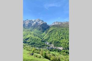 Mondarrain