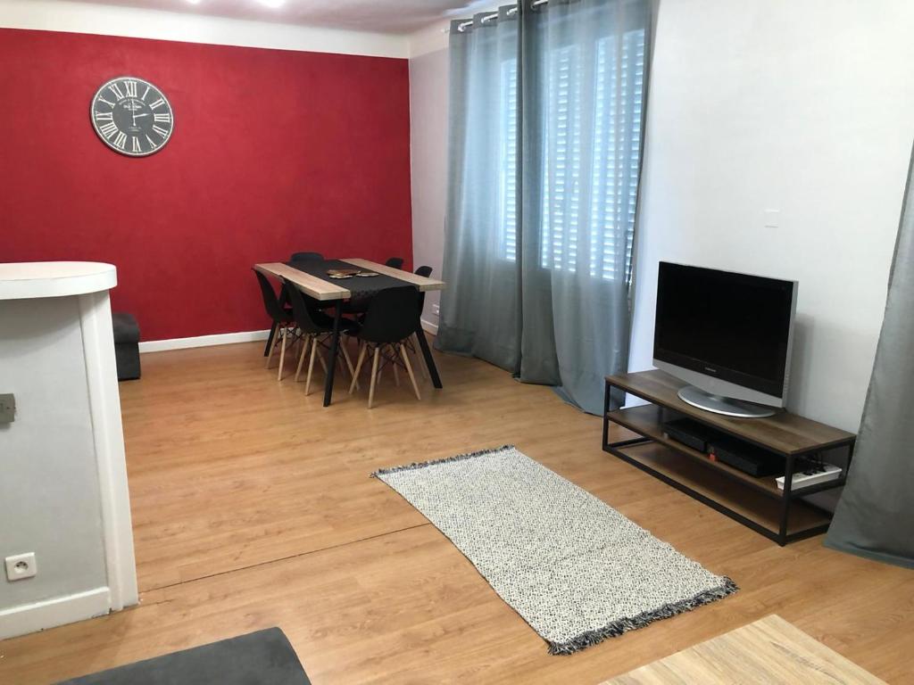 Appartement Monfs Apparts 12 Place de la Rodade 63100 Clermont-Ferrand