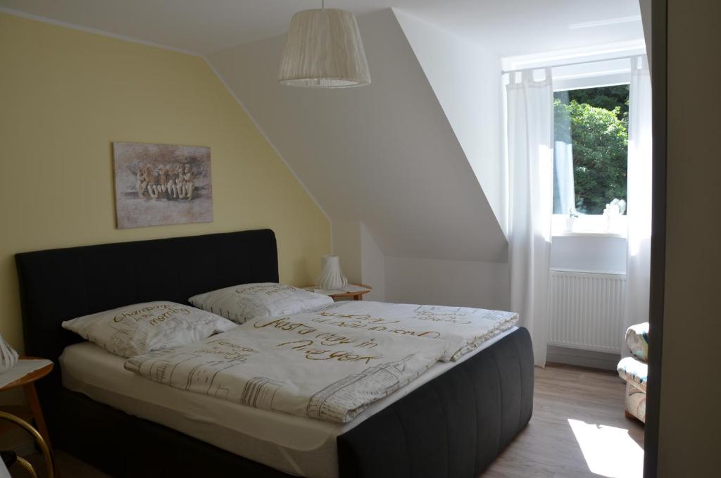 Appartement Moni's Ferienwohnung 47 Kurfurstenstrasse 56864 Bad Bertrich