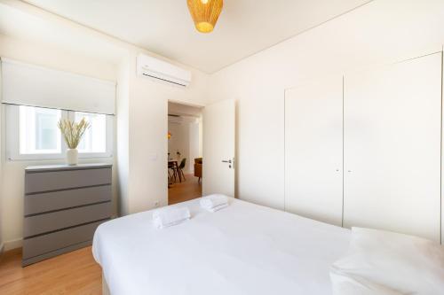 Monsanto Hill House – NO. 571 1A