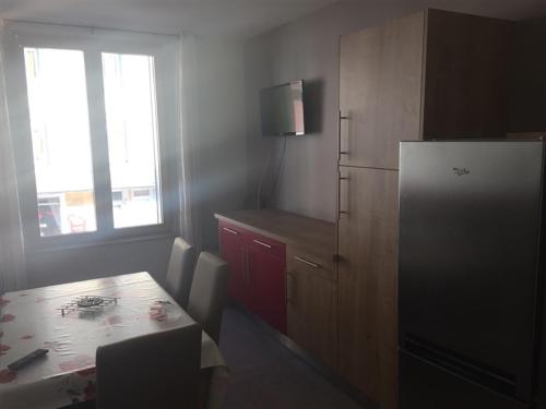 Appartement Appartement Mont-Dore, 3 pièces, 6 personnes - FR-1-415-69 19 Avenue Des Belges -  - Le Mont-Dore