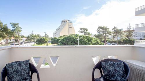 Monte Gordo Beach Apartment
