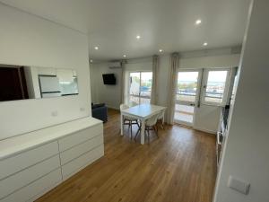 Monte Gordo South Pearl Apartment