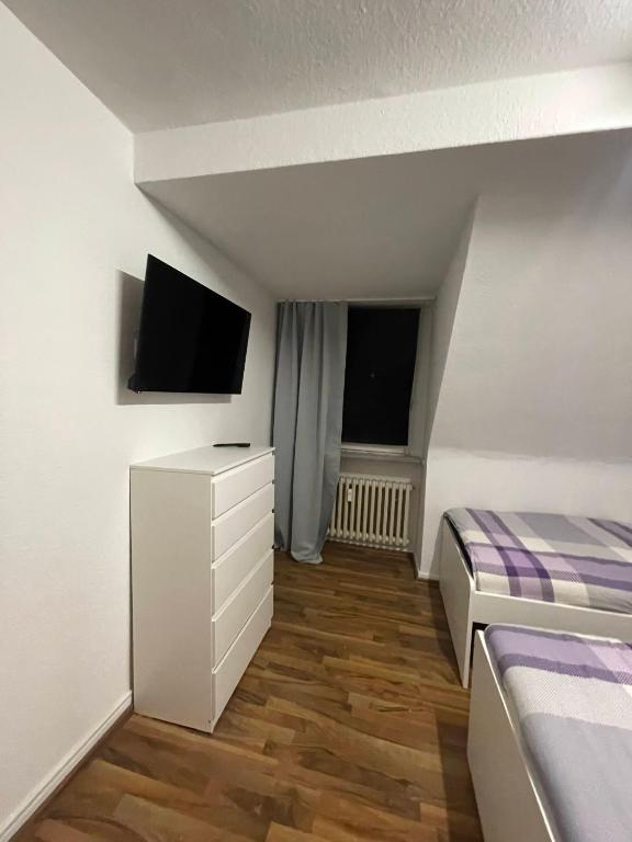 Appartement Monteur Wohnung für 4 Personen in Oberhausen. 209 Duisburger Straße 46049 Oberhausen