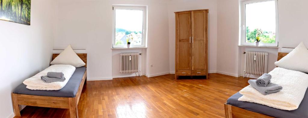 Monteurunterkunft Windischeschenbach by HausGruenerBaum 7 Bahnhofstraße, 92670 Windischeschenbach