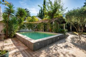 Montpellier centre : écrin de verdure avec piscine