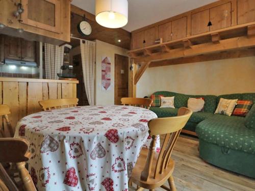 Appartement Appartement Montvalezan-La Rosière, 3 pièces, 6 personnes - FR-1-398-559 Les Chalets Du Valaisan -  - La Rosière