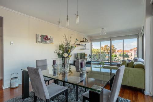 Monumental Residence apartment with pool by HR Madeira