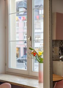 Moor Apartment 6