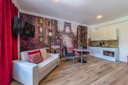 Moor Apartment 8