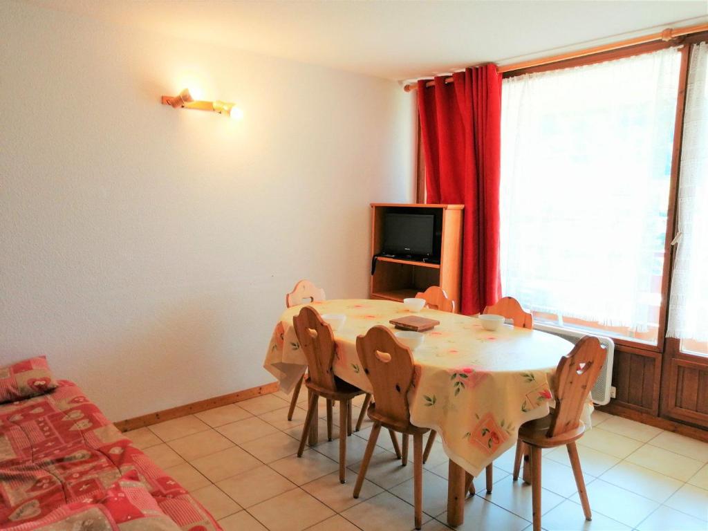 Appartement Appartement Morillon Village, 2 pièces, 6 personnes - FR-1-412-8 Les Esserts -  -, 74440 Morillon