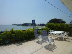 Appartement Mouettes, Bel Appartement Spacieux Vue Mer ALLEE DE STUHAN 56340 Carnac Bretagne