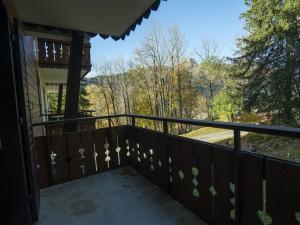 Mountain-view apartment in Chatel with balcony