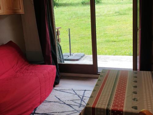 Mountain-view apartment in Chatel with terrace