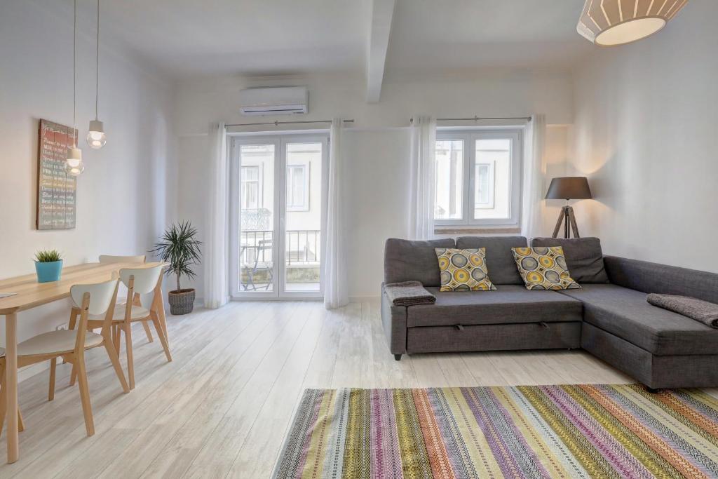 Mouraria House Central and Quiet with a Balcony Rua dos lagares nº 20, 2º esq. 1100-298, 1100-298 Lisbonne