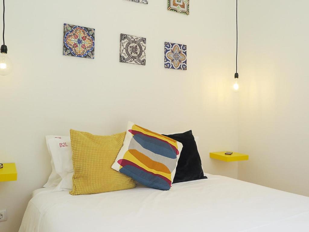 Mouraria lovers cozy bright apartment Tv. Nazaré1, 2, ESQ, 1100-378 Lisbonne