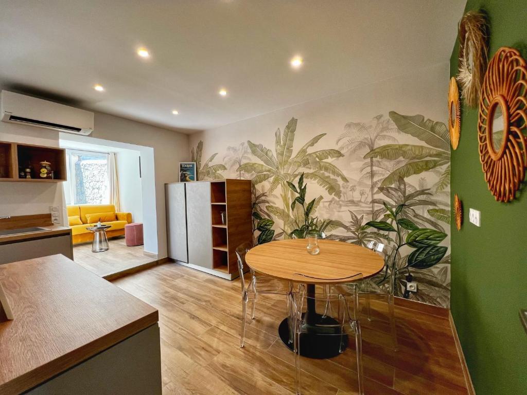 Mourillon : T2 avec jardin, à 400 m de la plage 42 Rue Marie Thérèse, 83000 Toulon