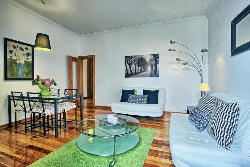 Myplace - Lisbon Cais de Alfama