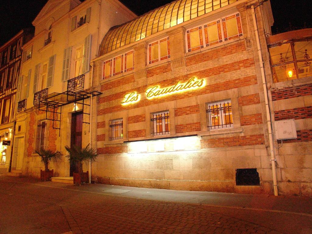 N°2 L'épicéa - Appart Hôtel La Maison Sévigné 62400 Béthune