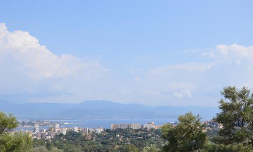 N°5 - Charmant T2 à Ajaccio