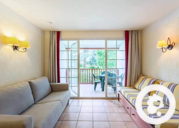 Appartement N111, parc d'arradoy-St Jean Pied de Port Le Parc d'Arradoy 2 route d'Arneguy 64220 Uhart-Cize