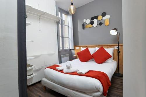 N2 des Études Cosy Hypercentre Wifi ConciergerieDameCarcas