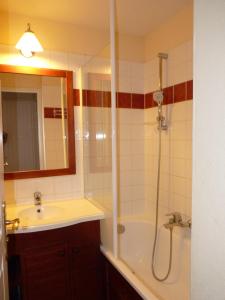 Appartement N23, parc d'arradoy-St J P de Port Parc d'Arradoy N°23 2 route d'Arnéguy 64220 Uhart-Cize Aquitaine