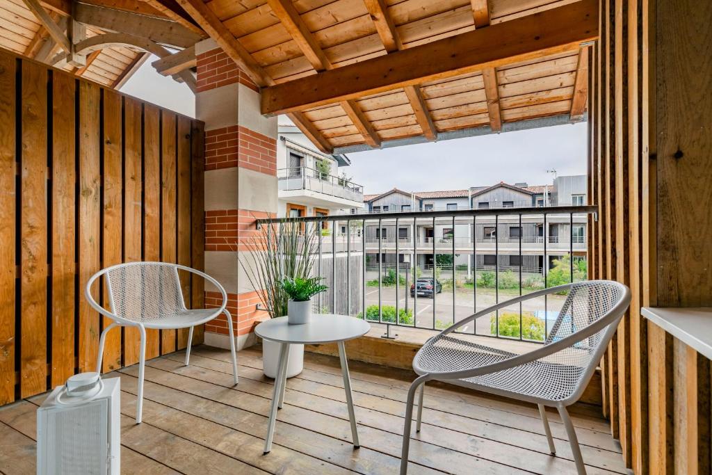 Nagaya - Petit nid avec terrasse à 100m du bassin 7 rue de l'Aiguillon, 33260 La Teste-de-Buch