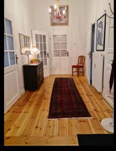 Nähe Bhf-Verbindungen nach Köln und Düsseldorf -Netflix ,80m2sanierter Altbau