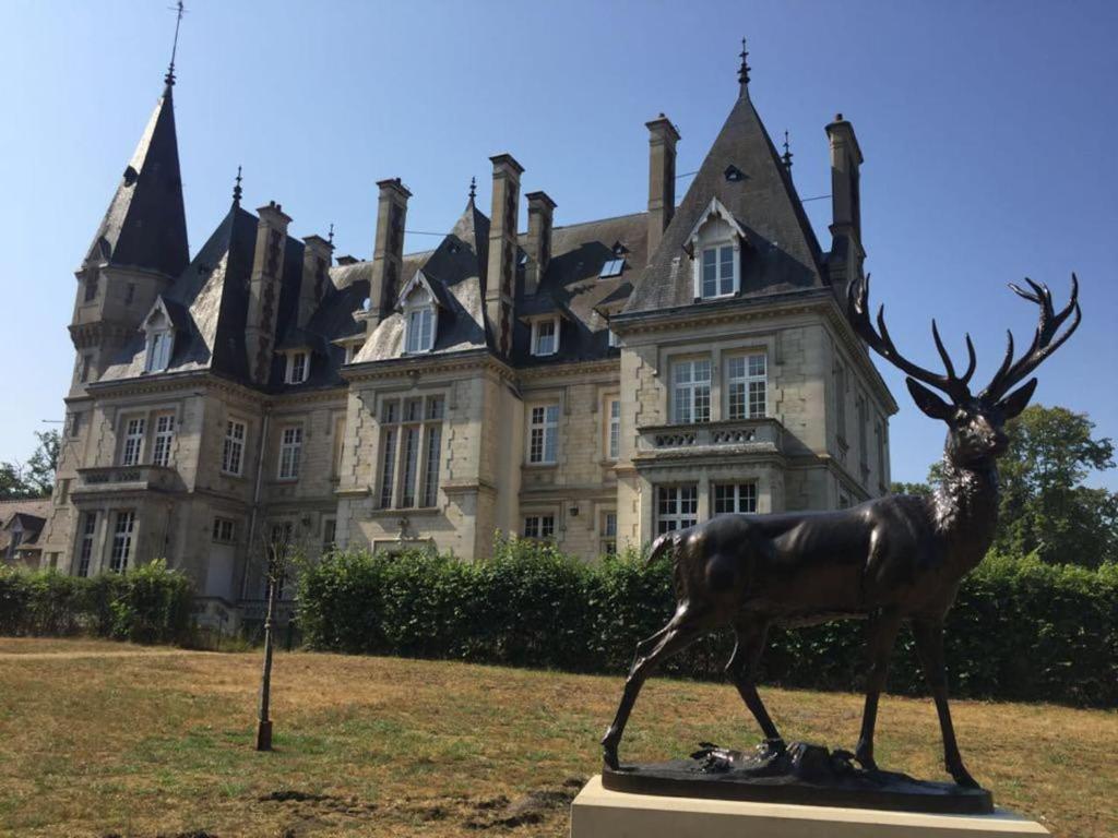 Napoleon Chateau Luxuryapartment for 18 guests with Pool near Paris! 2 Chemin des Plaideurs, 60350 Saint-Jean-aux-Bois