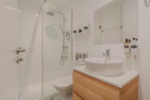 Nature Cosy Private House,w/AC Downtown near Metro