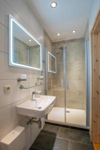 Appartement Naturhof-Papiermühle 3 Bett-Zimmer Immergrün 1 Papiermühle 2.Etage 07646 Bollberg Thuringe