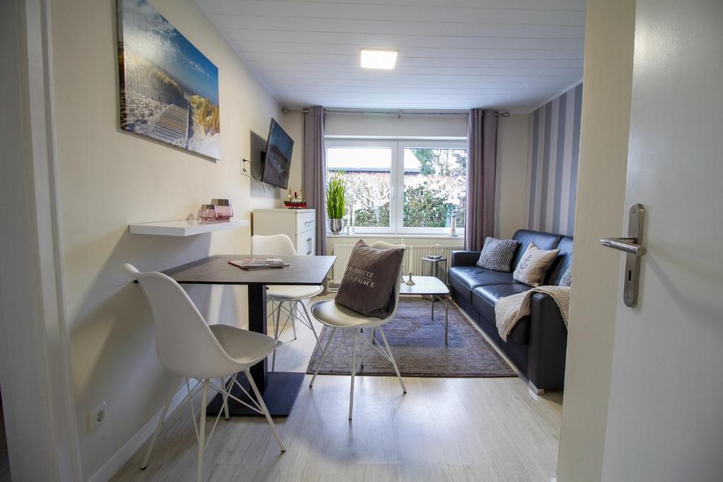 NAUTIC LOUNGE - Beach House 1 Strandallee 42, 23683 Scharbeutz