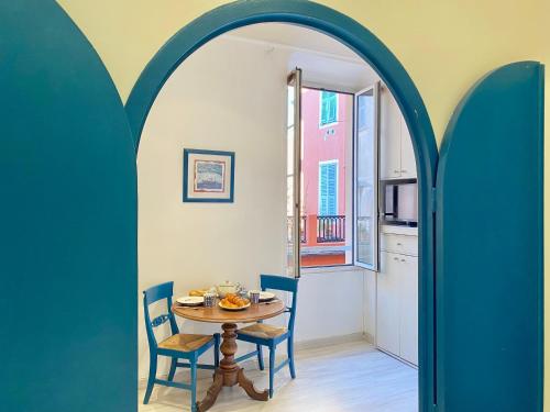 Nautical living in the sought-after Nice Port