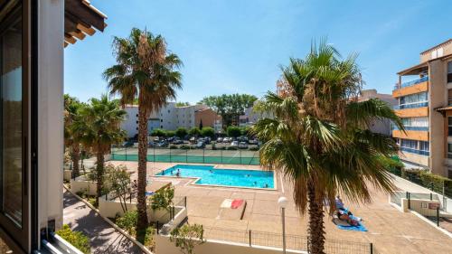 Nauticap - 423 - Appart vue piscine - 5 pers
