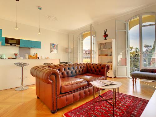 Nestor&Jeeves - ELEGANCE RIVIERA - Central - Close sea
