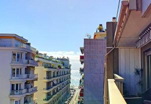 Nestor&Jeeves - LA NISSARDE TERRASSE - Central - Sea Glimpse - Very close sea